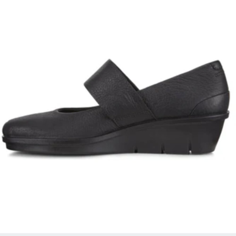 NIB Ecco Black Leather Skyler Wedge Mary Jane, Sz 40, 9-9.5,Travel, dress casual